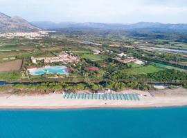 Hotel Marina Garden，位于Marina di Orosei的酒店