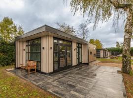 Lodge I stijlvol en luxe 6 persoons chalet，位于Zennewijnen的酒店