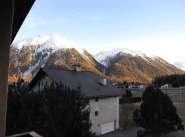 Apartment Chesa Bellavista by Interhome，位于贝韦的酒店