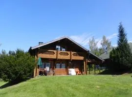 Holiday Home Chalet mit Garten- Grill und Terrasse by Interhome
