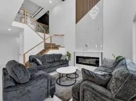 3 Bedrooms Brand New Luxury Home Close to Amenity