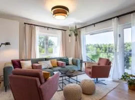 Holiday Home Overlook Lodge by Interhome