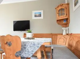 Apartment Gemütliche Ferienwohnung Seeblick by Interhome