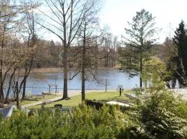 Holiday Home in Süd-Waldhanglage mit tollem Seeblick by Interhome