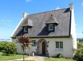 Holiday Home Ty Coz Castel by Interhome