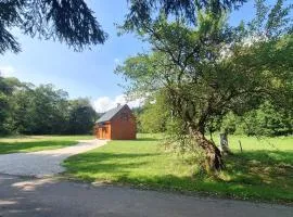 Domek na Świerzowskiej Polanie