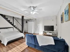 Cozy Baltimore Studio apts