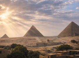 Hathor palace pyramids view，位于开罗的酒店