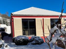 Exklusives Ferienhaus Conradshöh mit Sauna und Terrasse，位于伊尔梅瑙的酒店