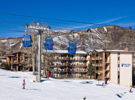 Mountain Chalet Snowmass，位于斯诺马斯村瑟科缆车附近的酒店