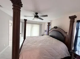 Sunshine house on the canal