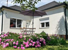 Alma2 Vendégház，位于雷夫菲勒普的酒店