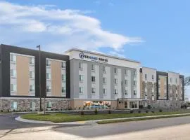 Everhome Suites Clarksville Ft Campbell Area by Choice Hotels