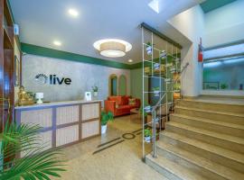 Olive Zip Rest House Road by Embassy Group，位于班加罗尔的酒店