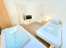 II Apartment 6 Personen - Monteurzimmer - Ferienwohnung - Großköllnbach