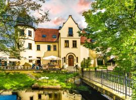 Parkschlößchen Hotel，位于Maasdorf的酒店