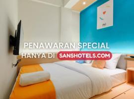 Sans Hotel Pesona Bekasi，位于Cikunir Satu的酒店