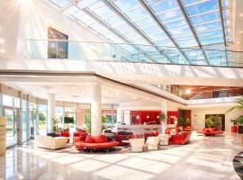 米兰菲尔亚多米纳酒店，位于诺瓦泰米拉内塞的酒店