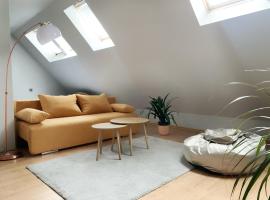 Altavista mountain apartment，位于萨莫科夫的酒店