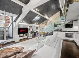 Le Coq Caroline - AC - Terrace - Border of Monaco