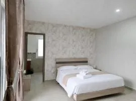 Coast To Coast Heated Rooms & Seasonal Pool, vicino Pompei