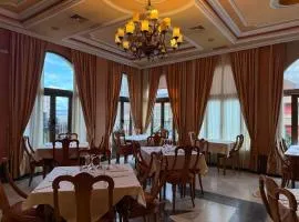 桑塔特里萨酒店