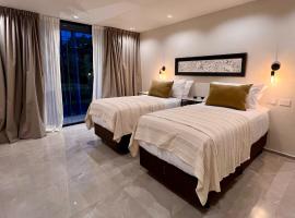 Catalina Hotel，位于耶尔瓦布埃纳的酒店