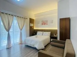 Easy Access Cozy Condo Near Mactan Airport, Work remotely with Fast WiFi Speed, Spacious, Relaxing Stay
