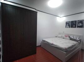 Affordable 2-Storys Whole house in Imus，位于伊穆斯的酒店