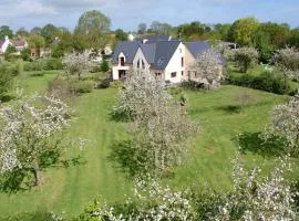 波米耶尔斯克洛斯酒店