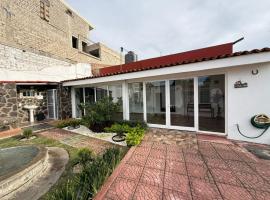 Serenity House Casa Huaxtla del Arenal，位于Huastla的酒店