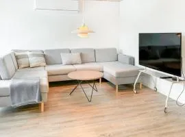 Cozy Home In Nykøbing M With Wifi