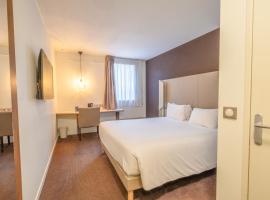 鲁瓦西钟楼勒梅阿姆洛酒店，位于勒梅尼尔阿姆洛的酒店