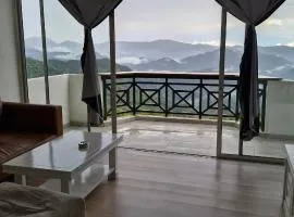 Silverpar B5-5-1 Mountain View(walk up 2 floor up)