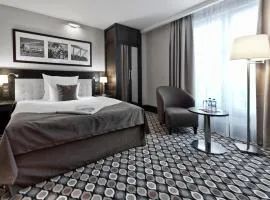 红男爵酒店及餐饮