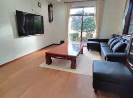 駅近2分 昭和の家