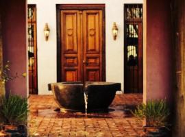 La Negrita Casa de Campo，位于Azcuénaga的酒店