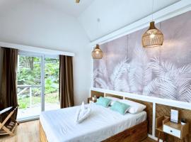 Riomana Villas Resort & Cafe，位于Cateel的酒店