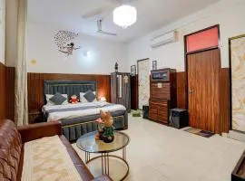 Hotel Bills The Royalty - Near Malviya Nagar