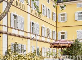 亚罗利姆酒店，位于布列瑟农的酒店