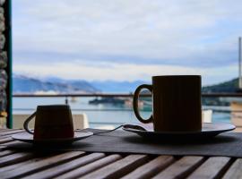 Infinity Blue，位于韦内雷港的带泳池的酒店