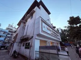 Hotel Silver Leaf - Near Mumbai International Airport