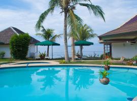 考瓦蒂斯潜水度假酒店，位于莫阿尔博阿的酒店