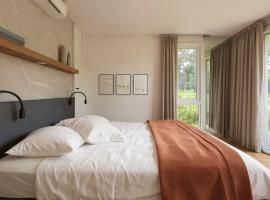 Zaton Holiday Resort Camping Homes，位于宁的酒店