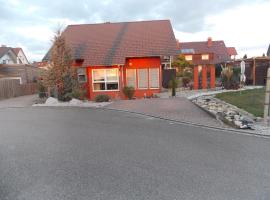 罗米且加特霍夫公寓，位于劳芬堡的酒店