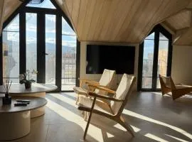 EYZ Terra Loft, by EYZ Holiday Homes