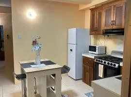 Cozy one bedroom apartment pool side