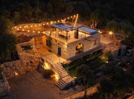 Lebanese house in Batroun with private pool，位于拜特龙的酒店