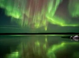 Aurora views from 2 br apartment by lake