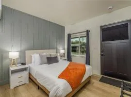 Brand New Pet Friendly Studio Downtown CDA